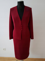 PIĘKNY KOSTIUM BORDOWY 