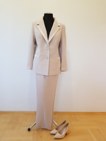 WIZYTOWY KOSTIUM ZE SPODNIAMI / SPODNIUM